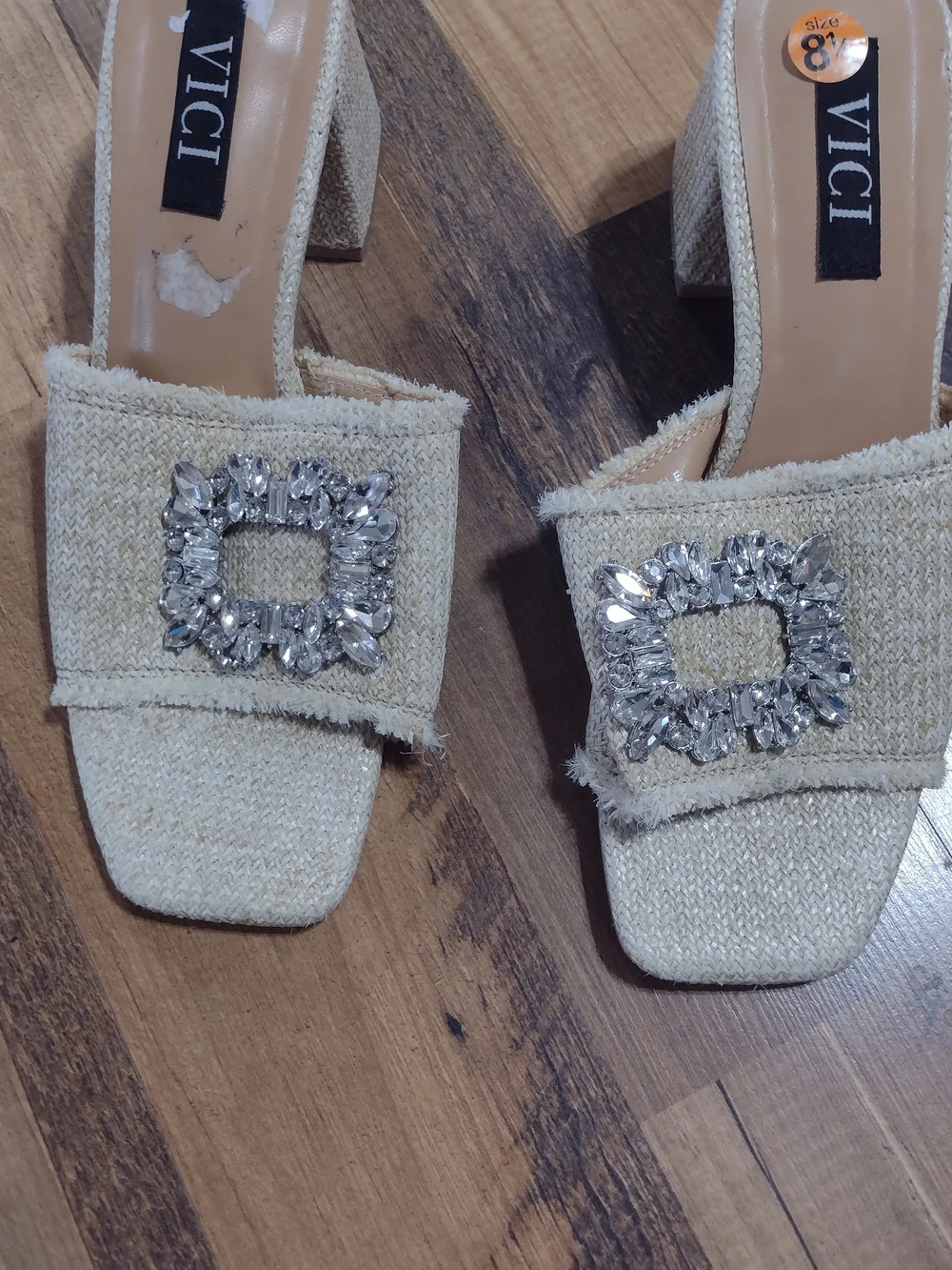 Embellished Cream Slide Sandals with Crystal Buckle Size 8.5